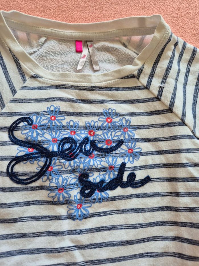 Tee-shirt 6 ans - photo numéro 2