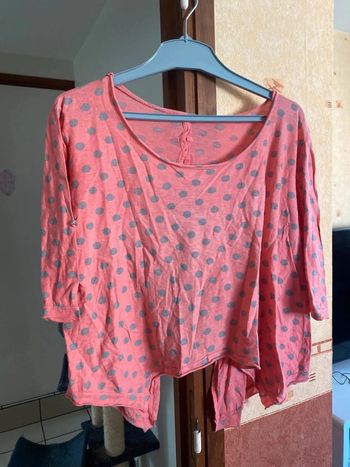 TEE shirt femme dos nue taille 38 très bon etat
