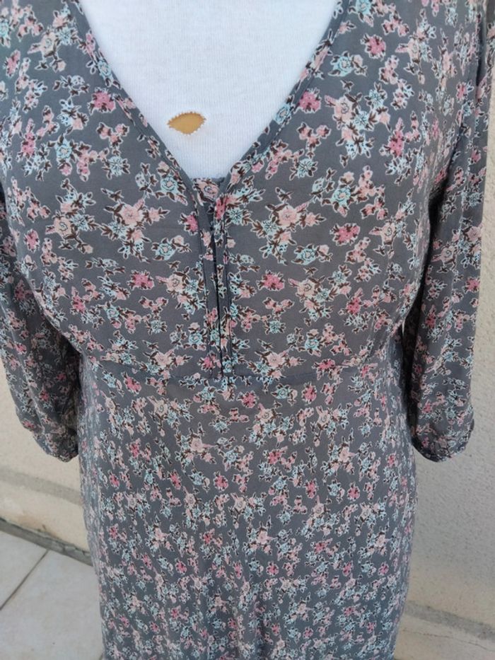 Tres belle Robe Caroll t42  100%viscose - photo numéro 9