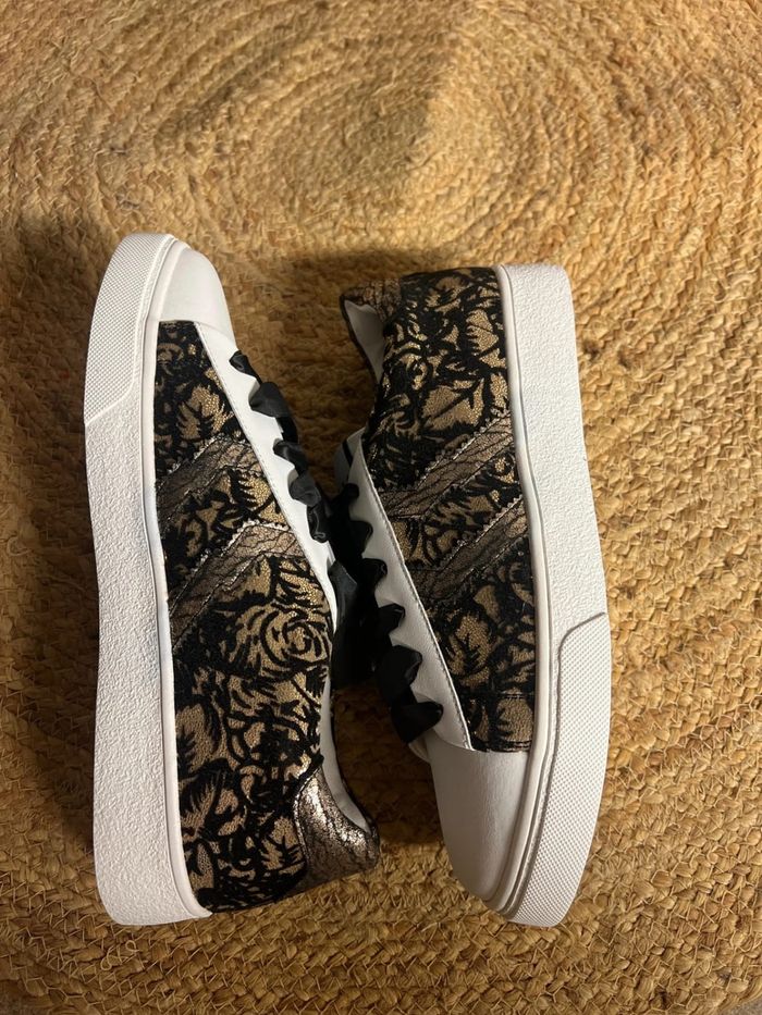 Baskets femme CL11 taille 41 noires et blanches - photo numéro 4