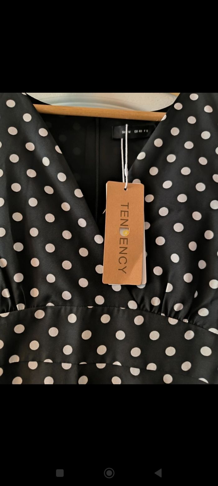 Robe noire fluide - photo numéro 3