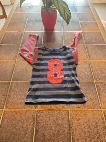 Tee shirt manches longues numéro 8 sequin