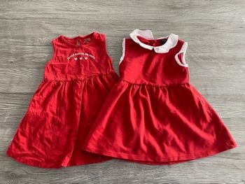 Lots de 2 robes courtes.