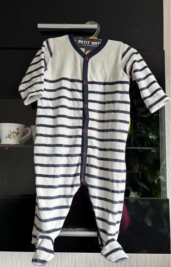 Pyjama petit bateau taille 3 mois