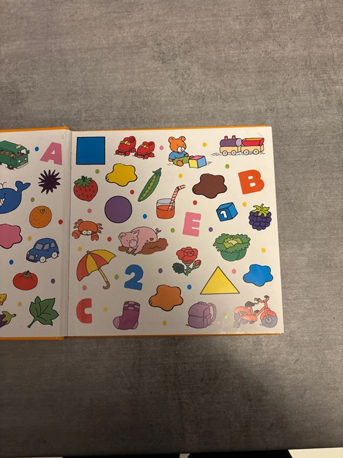 Livre le livre d’éveil de Tchoupi - photo numéro 2