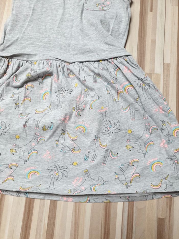 Robe 5 ans - photo numéro 2