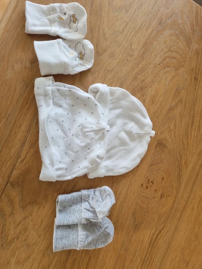 Bonnet et gant naissance
