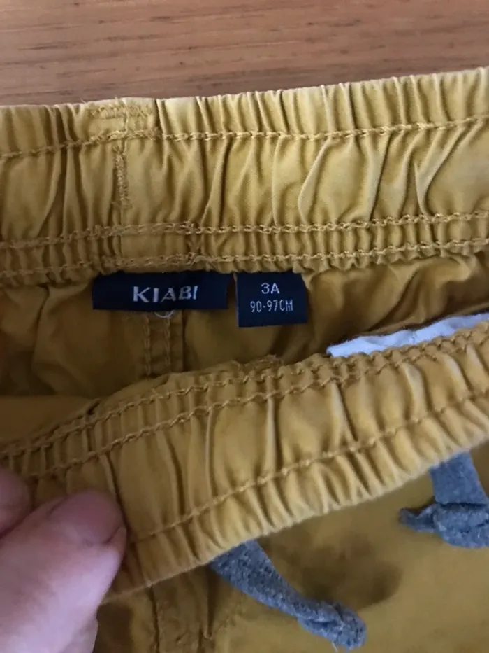 Lot 4 shorts 3 ans - photo numéro 9