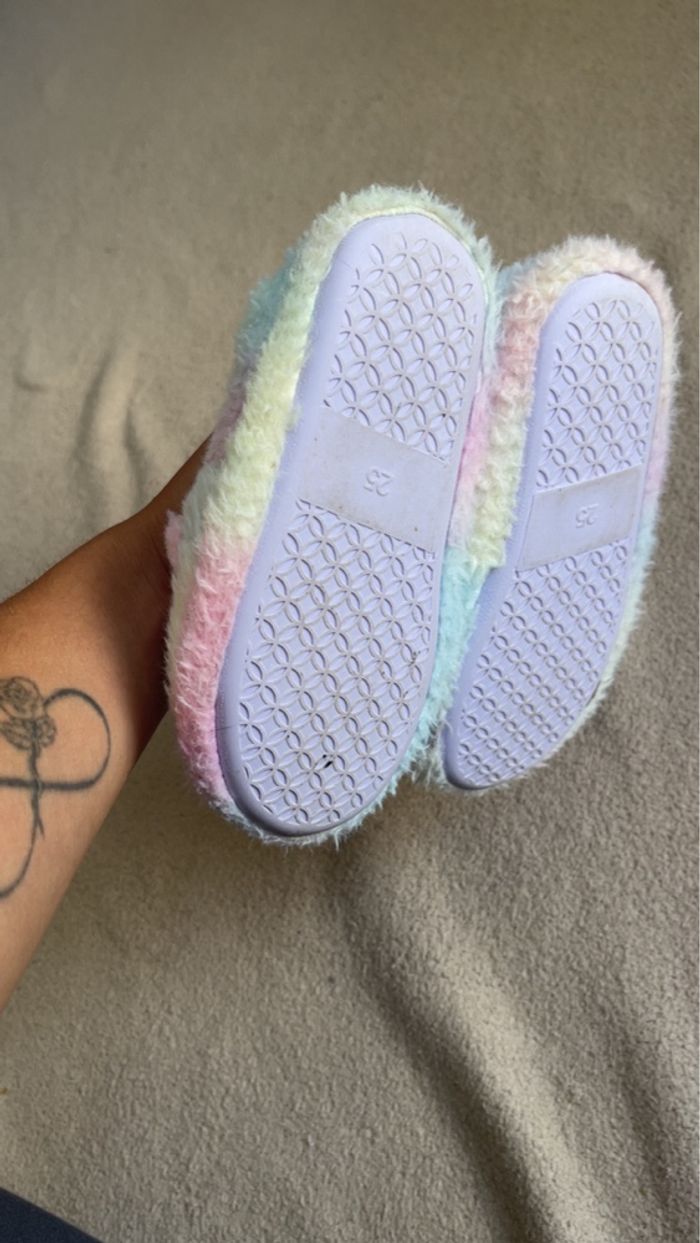 Chausson fille 25 - photo numéro 2