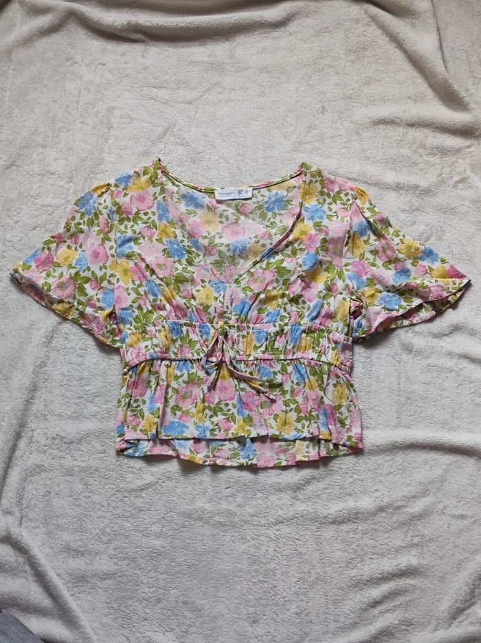 Haut court fleurie taille XS - photo numéro 2