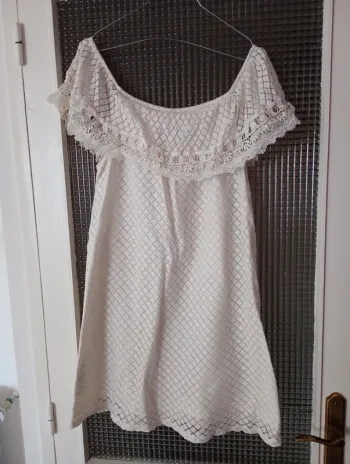 Robe broderie/ Mango/ taille M
