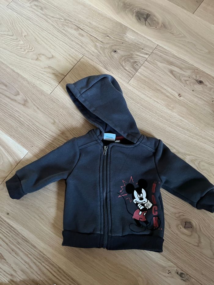 Pull à capuche Mickey