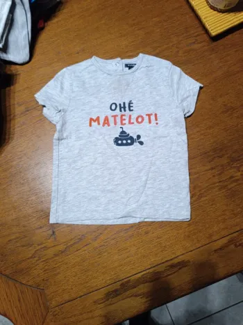 T-shirt gris Kiabi 86