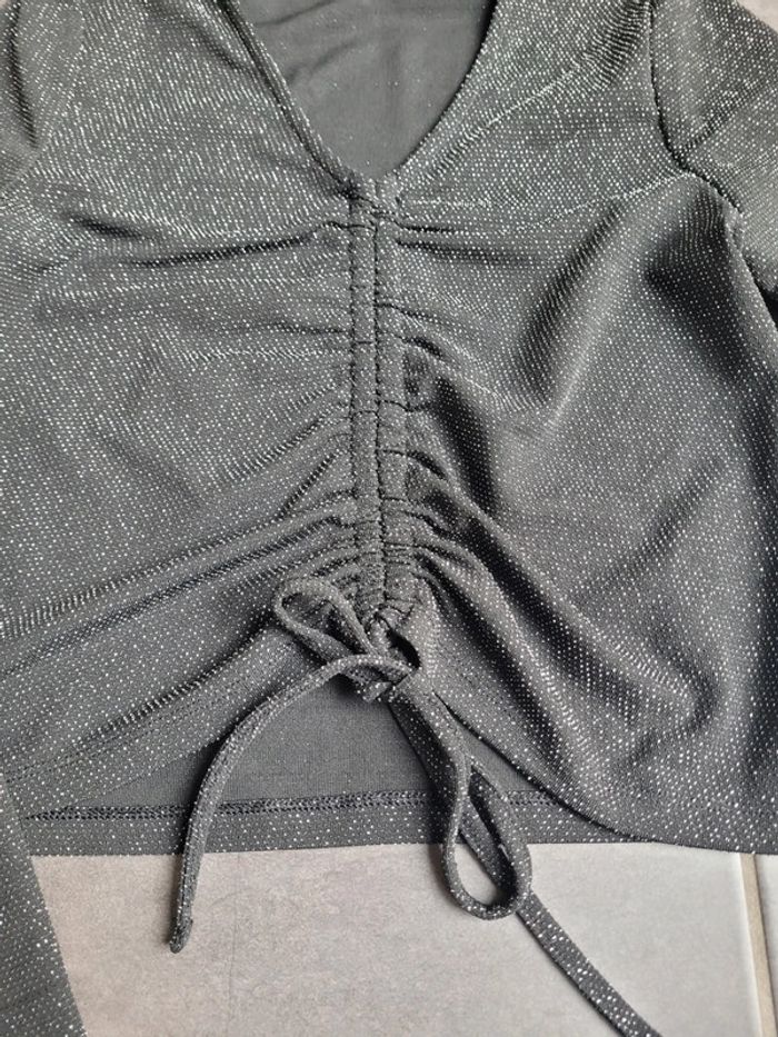 Haut/t shirt neuf - photo numéro 2