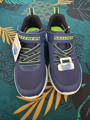 Skechers