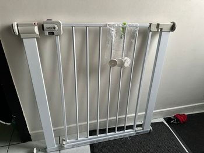 Barrière sécurité enfant - photo numéro 4