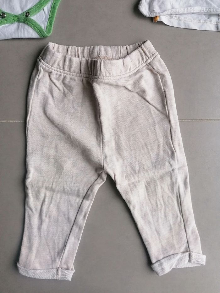 Lot 7 vêtements 12 mois garçon - photo numéro 5