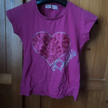 T-shirt à manche courtes 6 ans