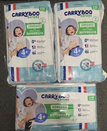 3 paquets de couches carryboo taille 4+