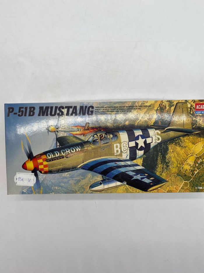 Maquette Academy P-51B Mustang