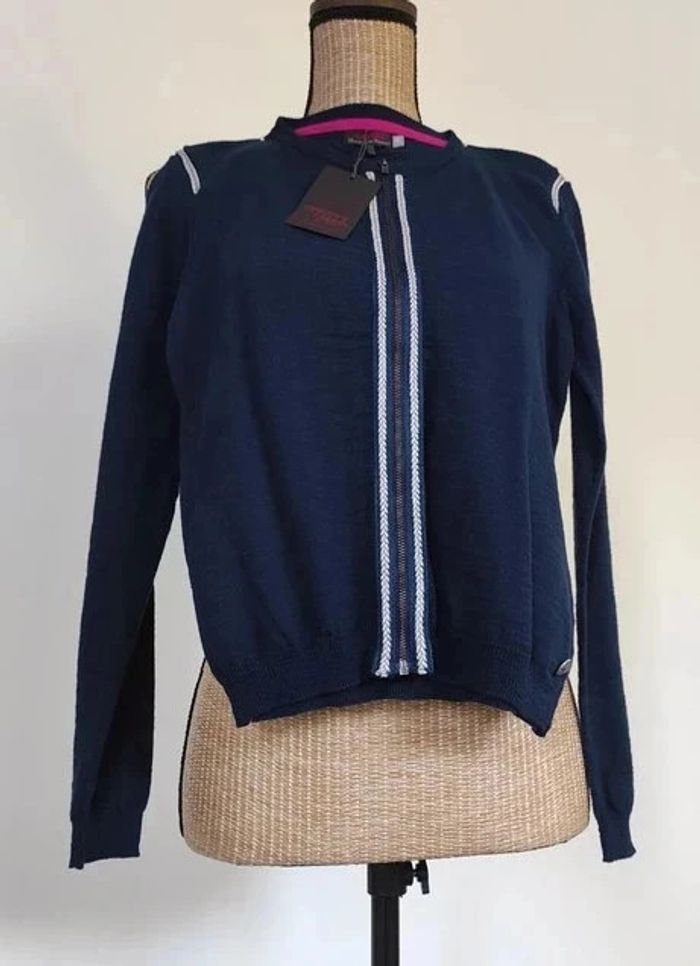 40 € Gilet manches longues 10 ans