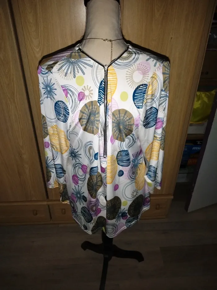 Blouse taille 50/52 - photo numéro 2