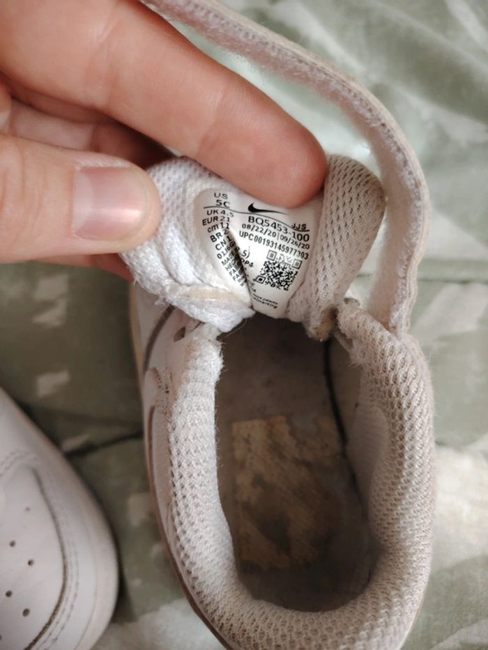 Chaussure Nike enfant - photo numéro 5