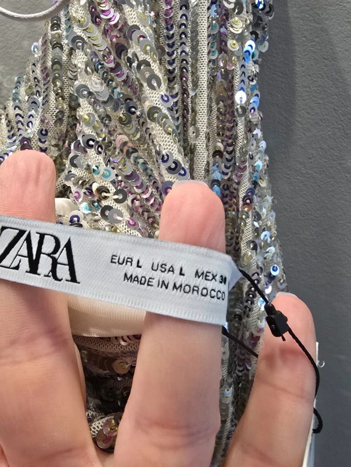 Robe courte sequins Zara - photo numéro 4