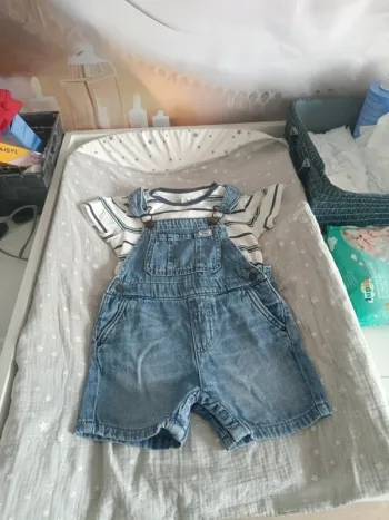 Ensemble garçon taille 18/24 mois