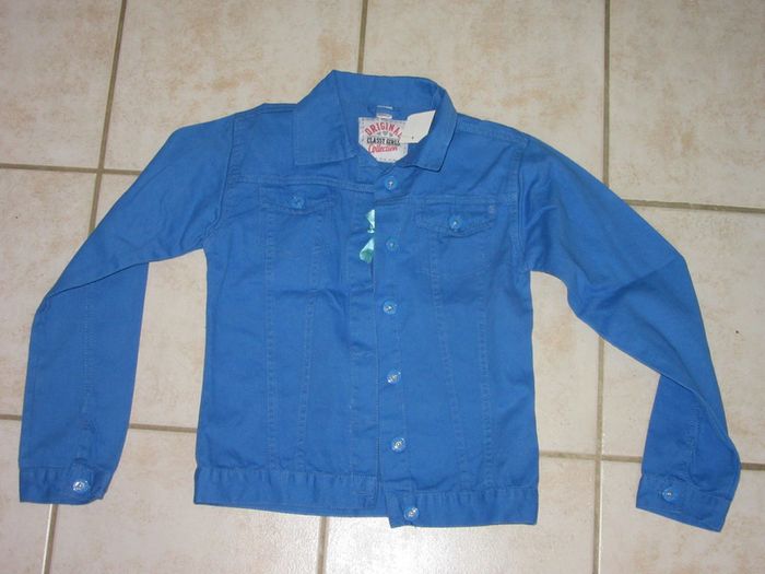 veste en jean/tissu léger 10 ans neuf