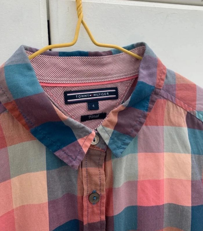 chemise rose à carreaux tommy Hilfiger taille S en très bon état - photo numéro 6