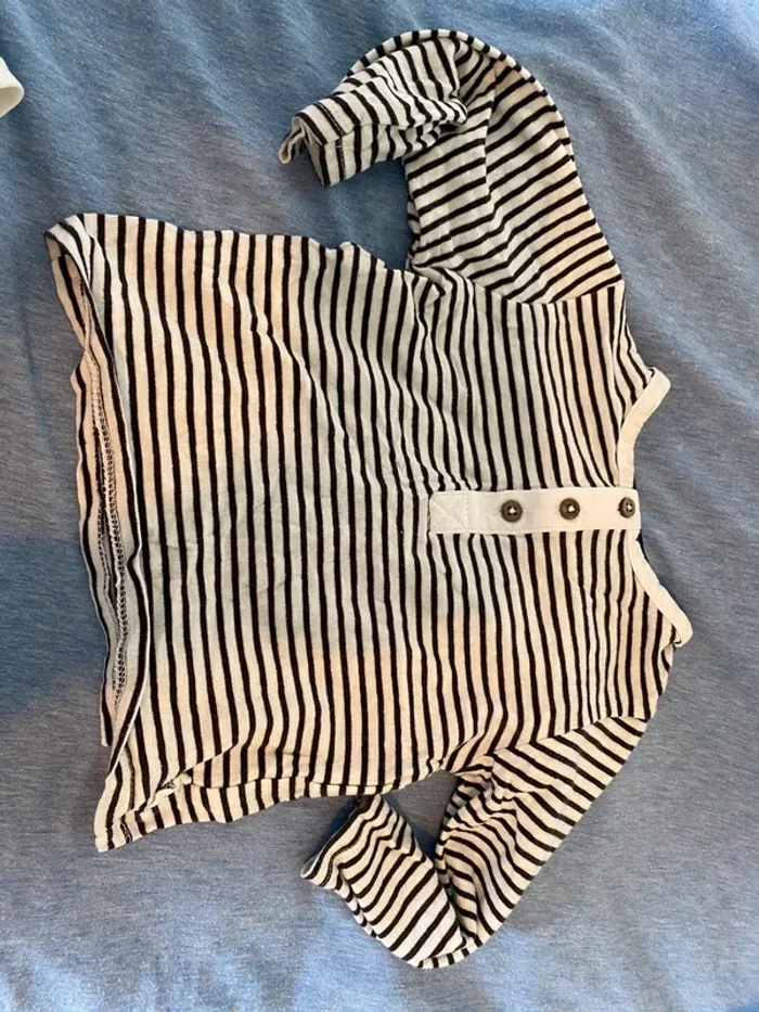 Lot t-shirts 12mois - photo numéro 4