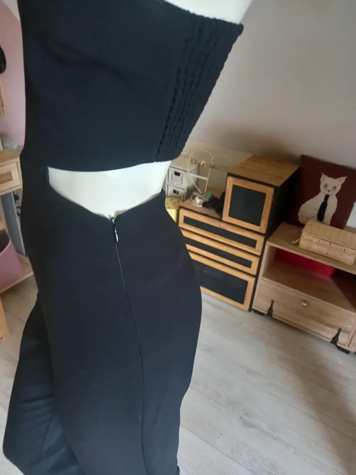 Très belle combinaison moderne taille 34 BZB - photo numéro 4