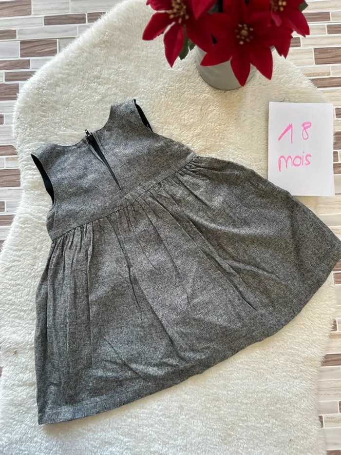 Robe ~ 18 mois - photo numéro 3