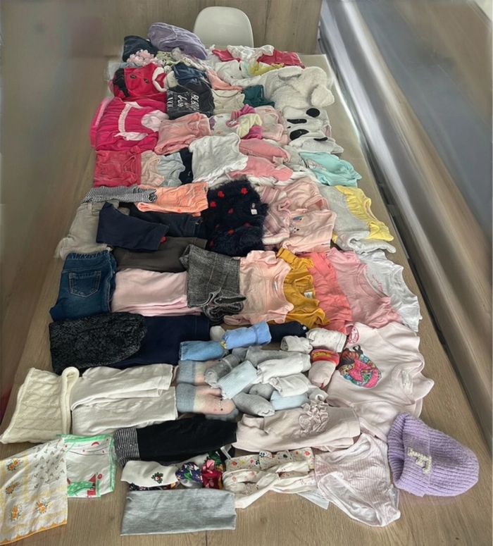 Lot de vêtements 12 mois