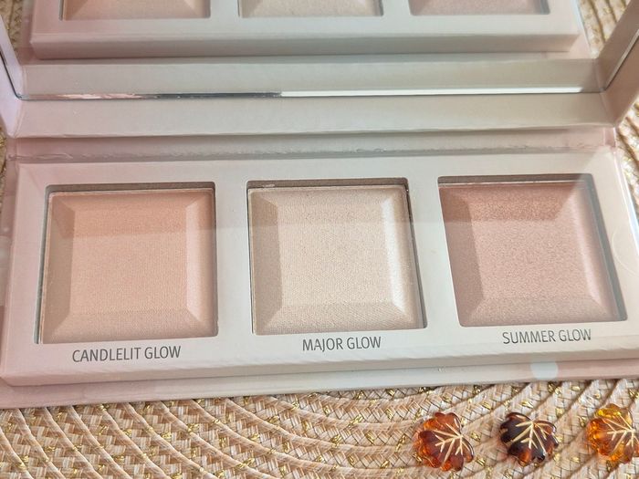 Palette highlighter Essence - photo numéro 2
