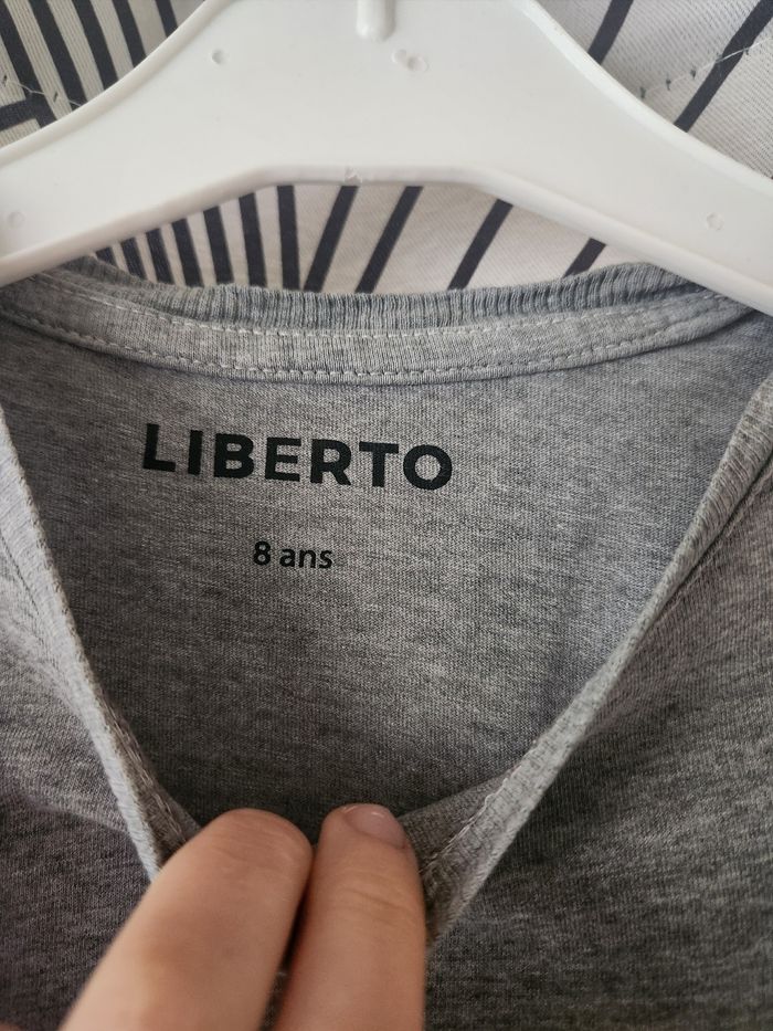 Tee-shirt - photo numéro 2