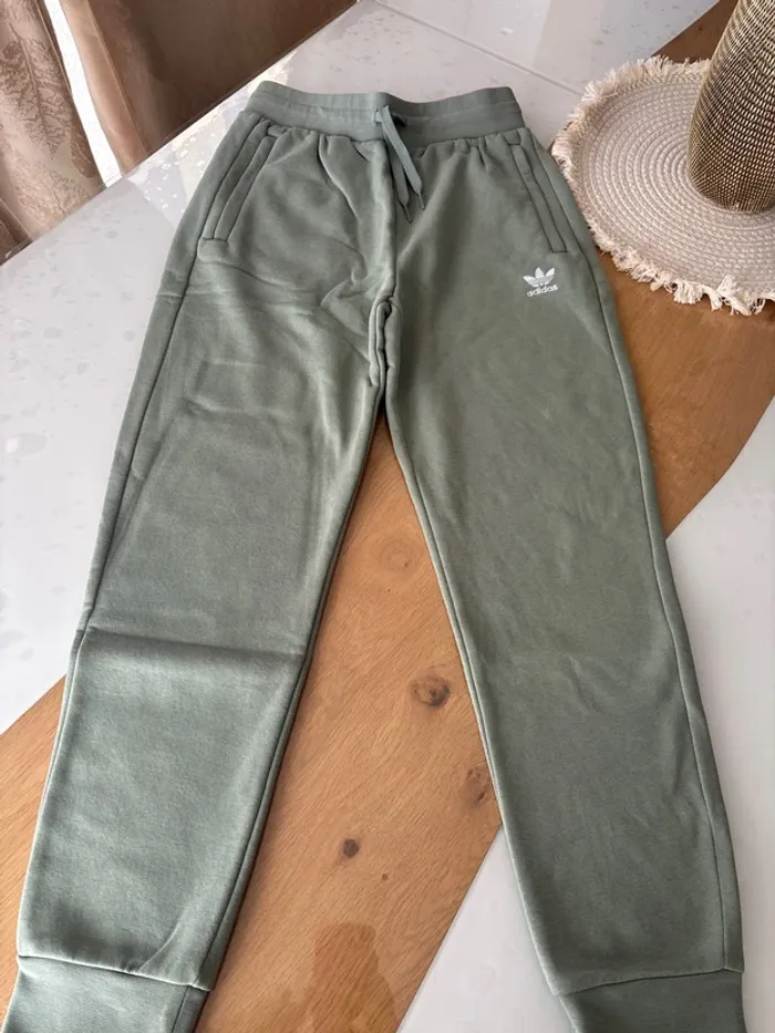 Jogging adidas