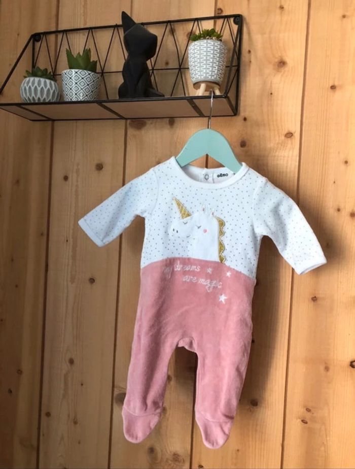 Lot 2 pyjamas 3 mois - photo numéro 2