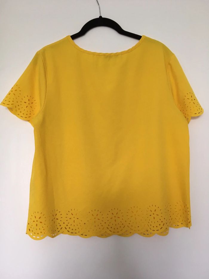 T-shirt taille 38 - photo numéro 2