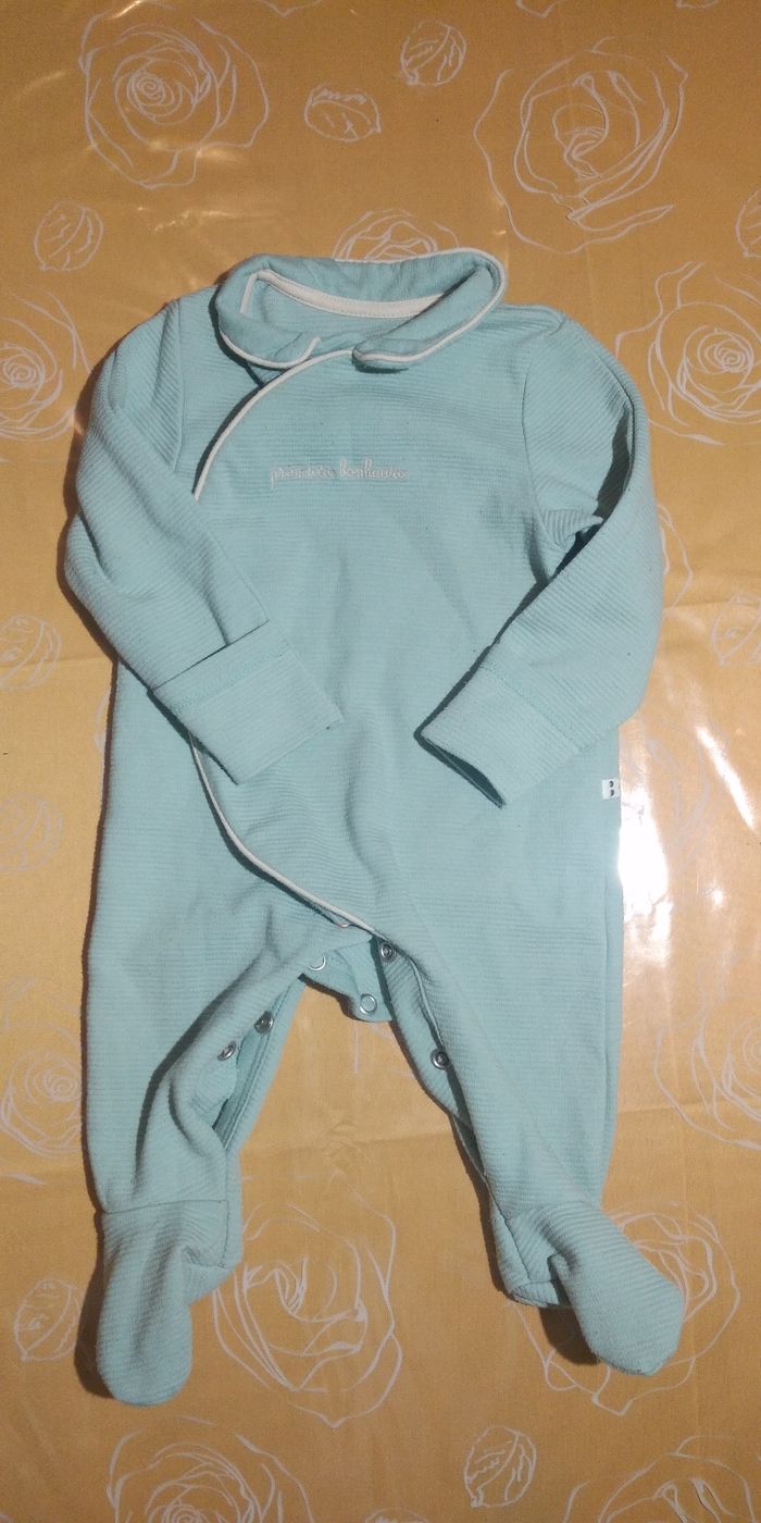 Lot 4 pyjamas - 1mois - photo numéro 5