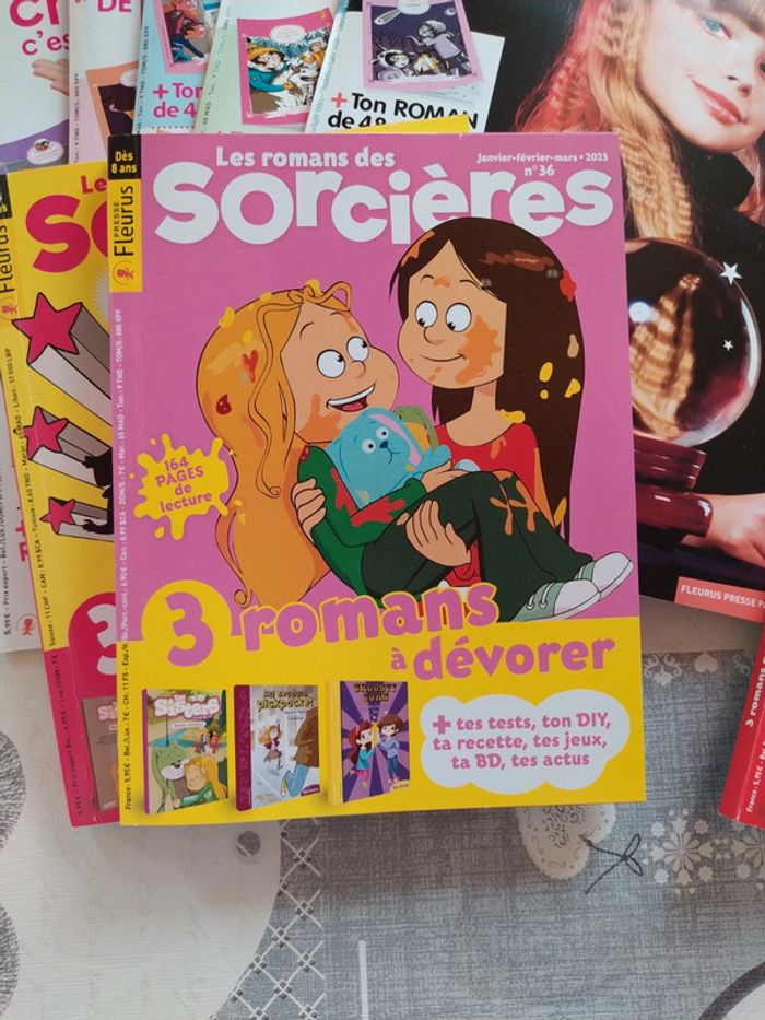 Lot de magazines sorcières - photo numéro 3
