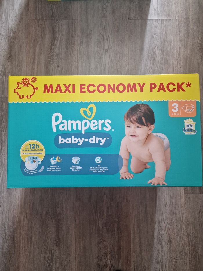 Pampers taille 3 - 136 couches