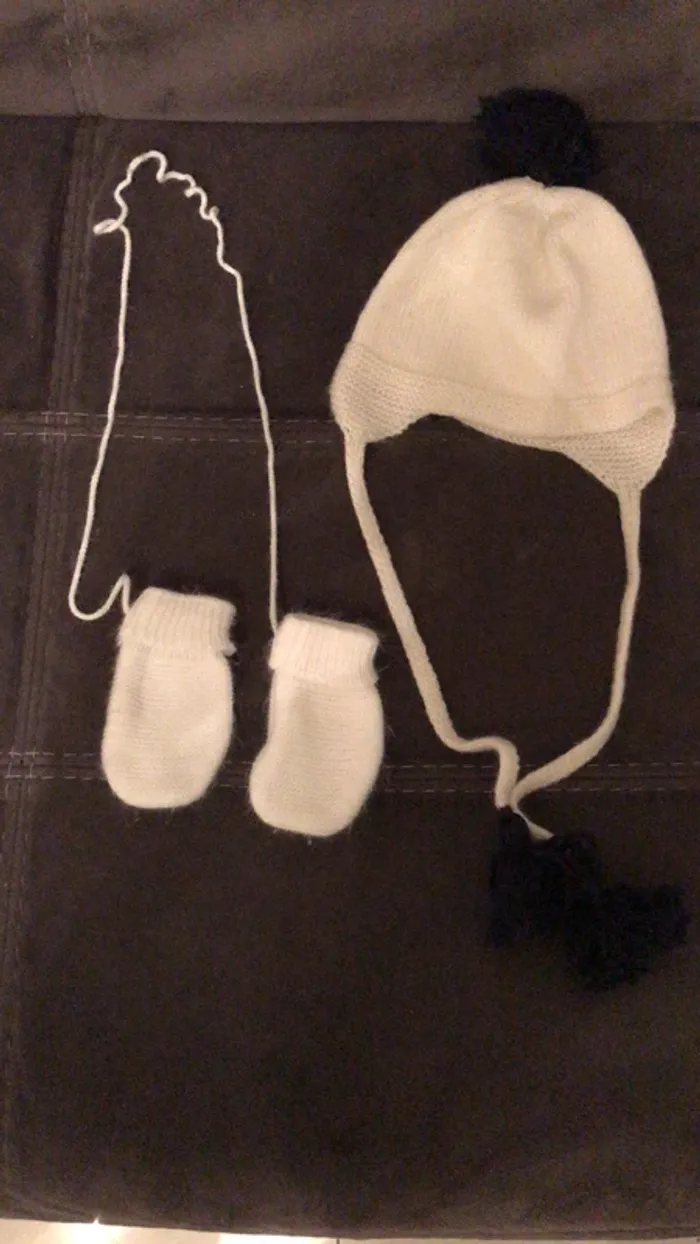 Ensemble bonnet y moufles