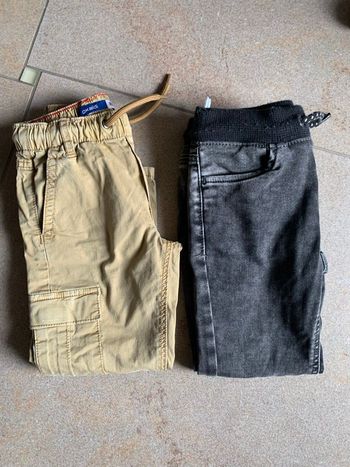 Lot de 2 pantalons 4 ans 