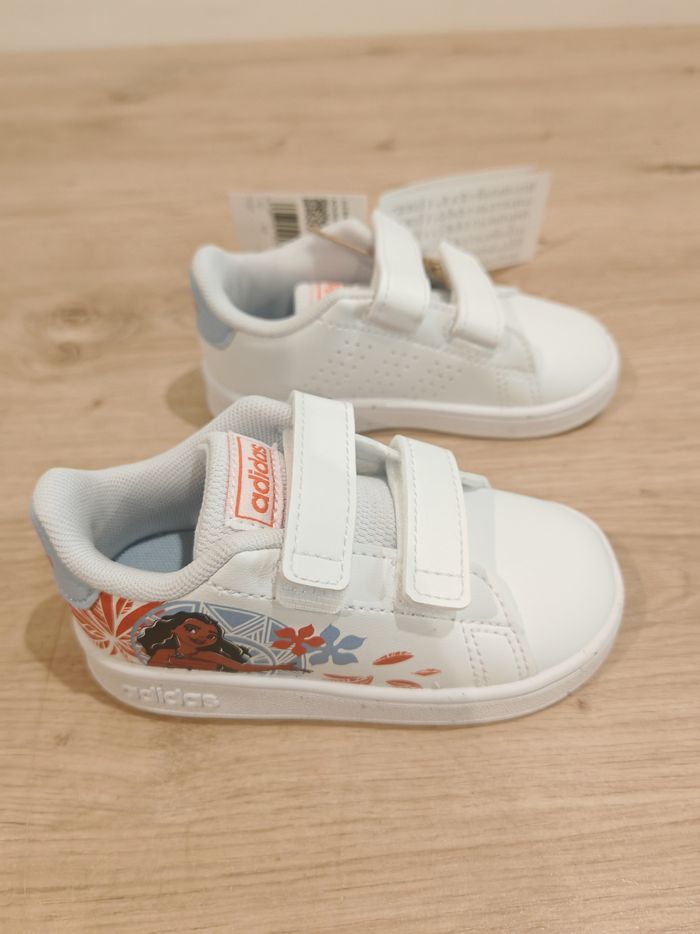 Basket fille, taille 21, Adidas - photo numéro 4