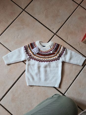Pull 6 mois kiabi