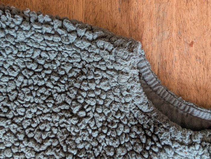 Gilet sans manche bouclette - photo numéro 2