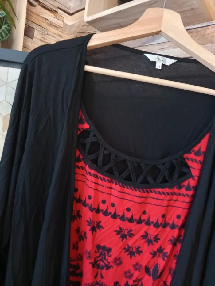 Tshirt avec effet gilet noir et rouge etam - photo numéro 2