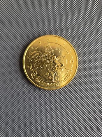 Médaille Monnaie de Paris Mickey Sorcier et les 2 Châteaux